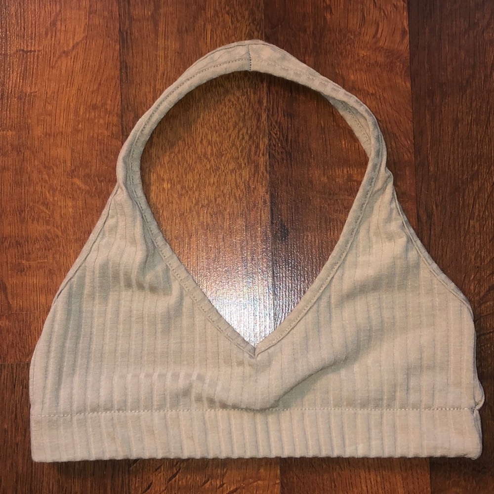 🧡‼️ NWOT Missguided Halter Top/Bra